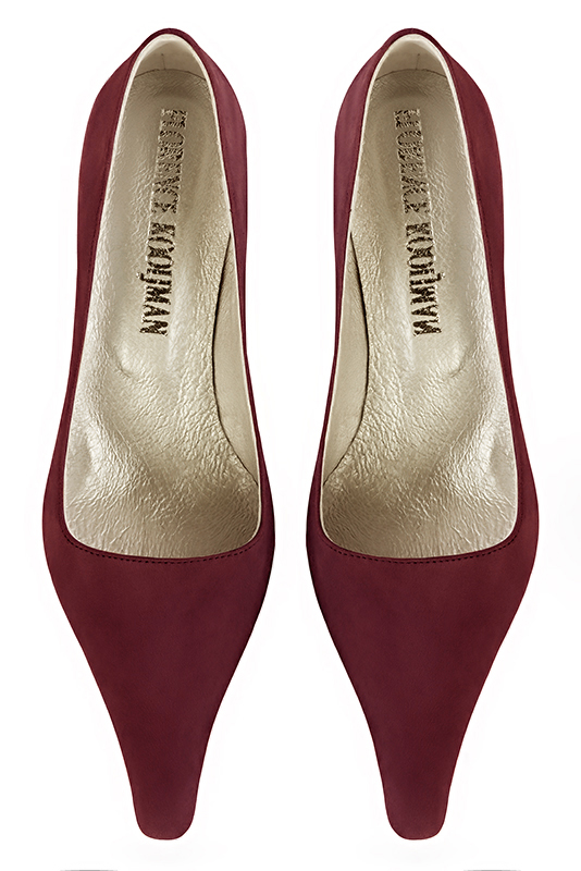 Burgundy red women's dress pumps,with a square neckline. Pointed toe. Medium comma heels. Top view - Florence KOOIJMAN